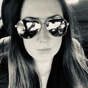 Meet your Posher, Cheryl-melissa